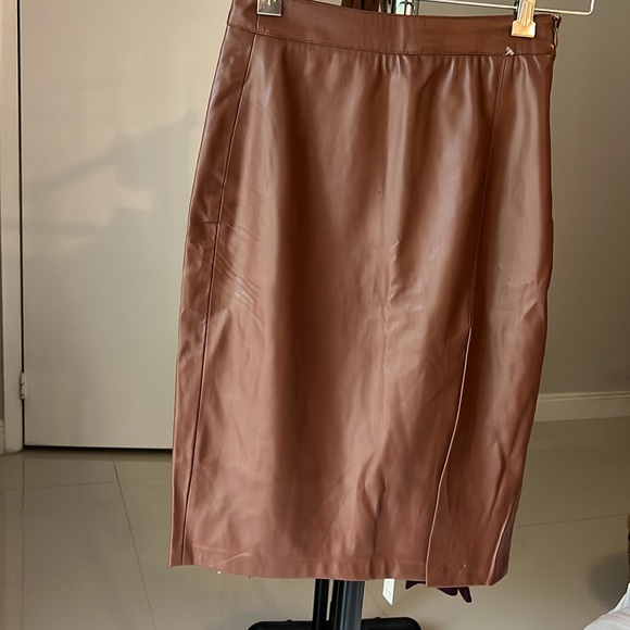 NWOT  JASON WU BROWN FAUX LEATHER SKIRT SZ XS - Picture 4 of 13